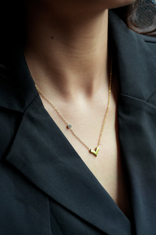 Dainty Heart Stoned Necklace