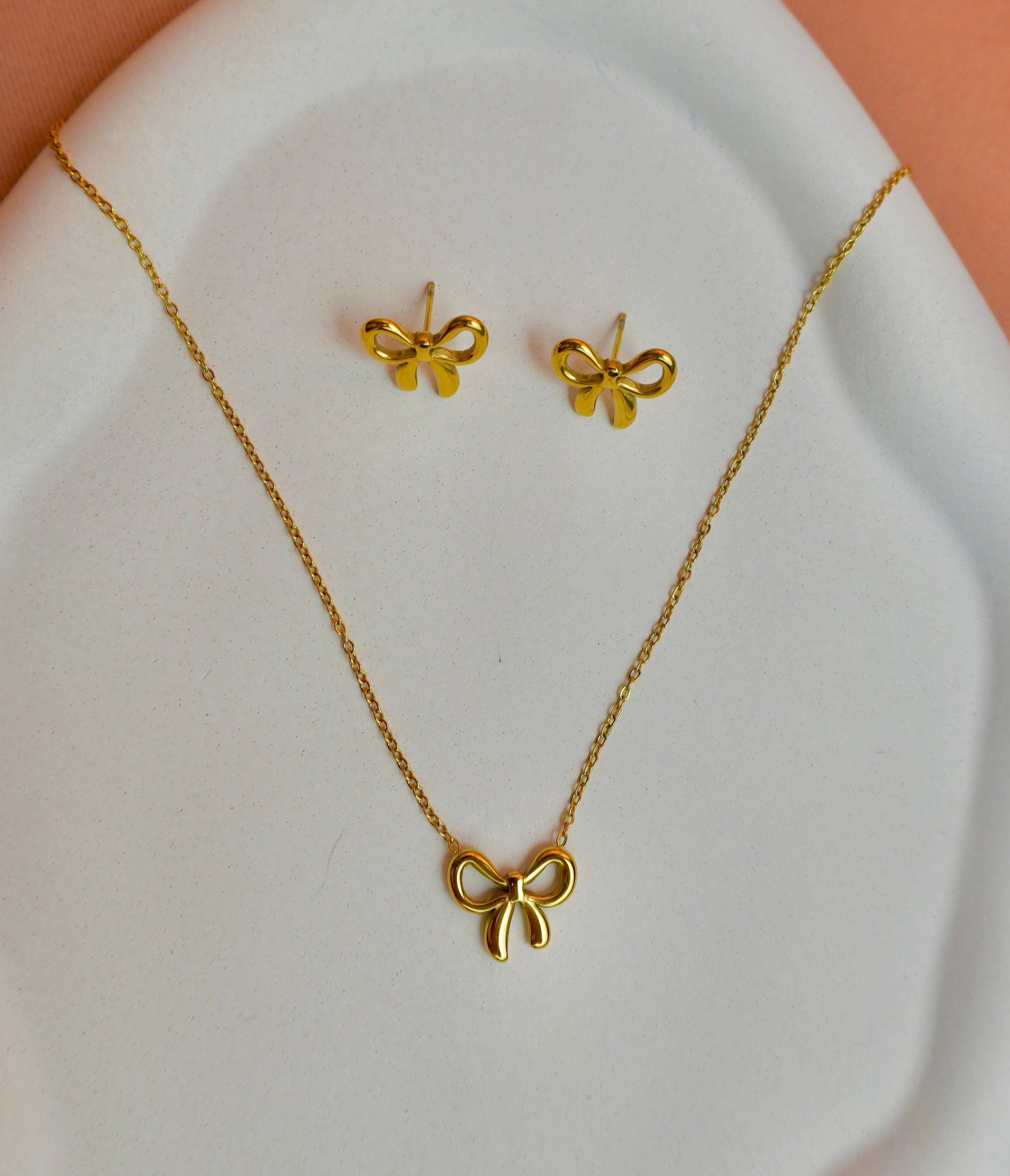 Bow Necklace Set