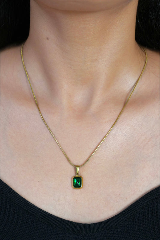 Green Emerald Pendant Necklace