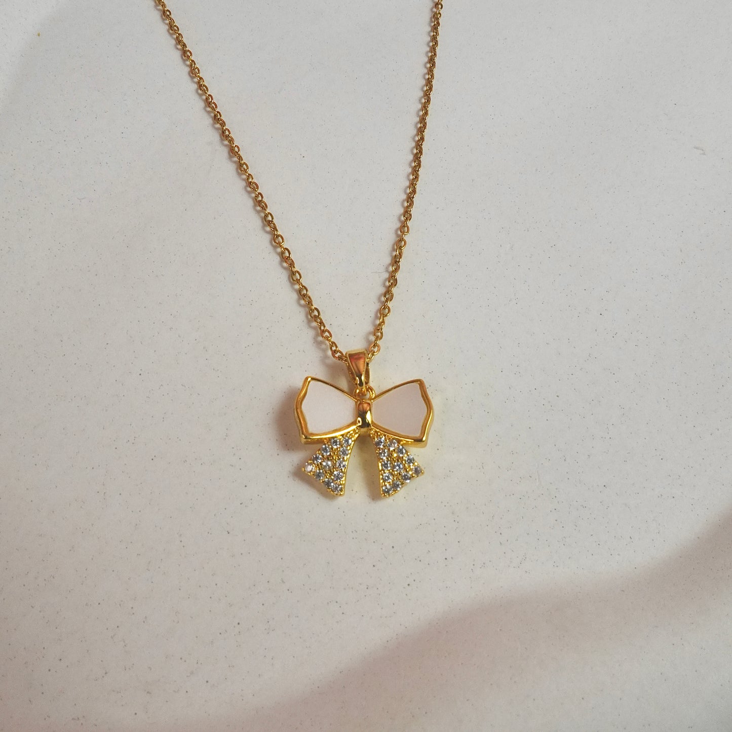 Stone Ribbon Necklace