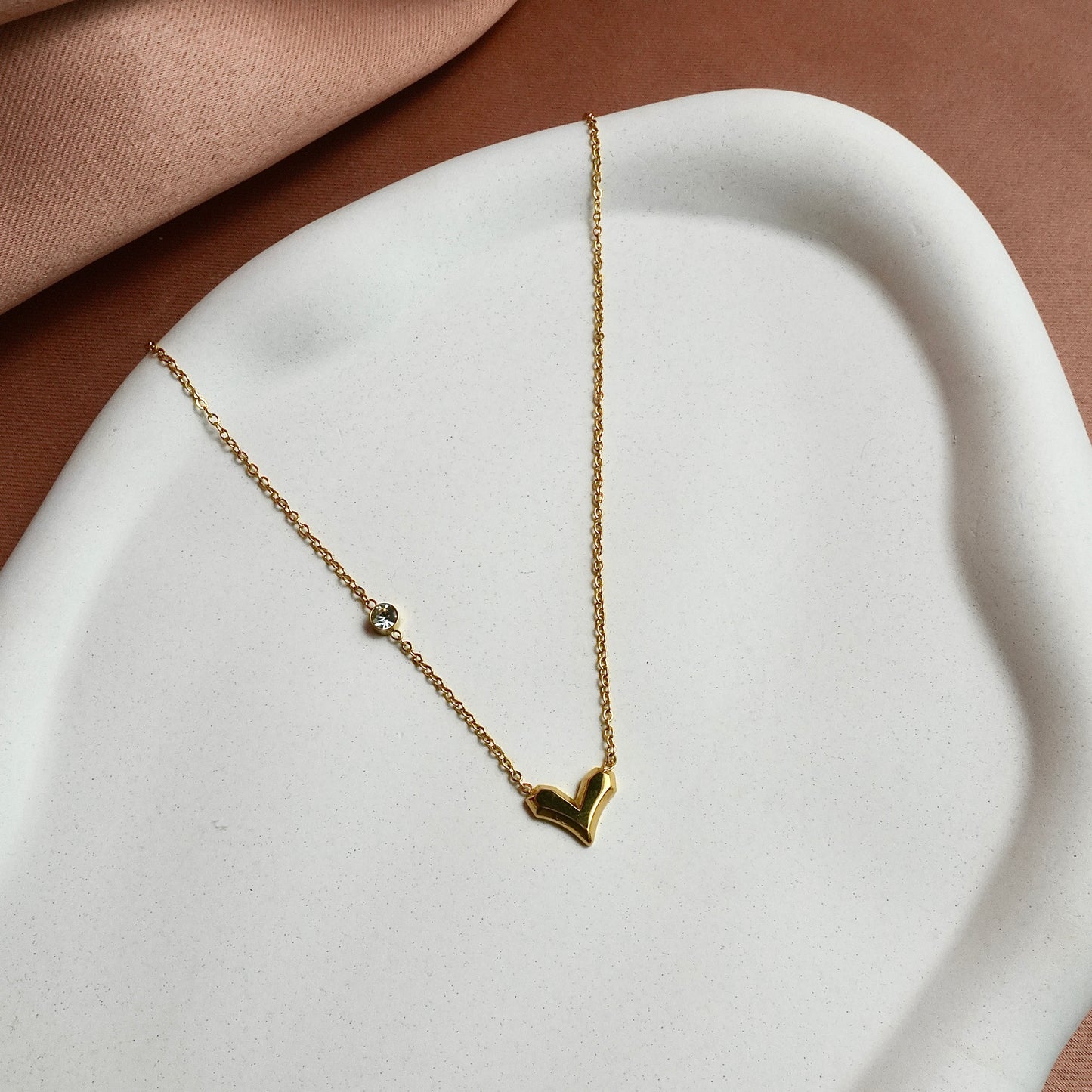 Dainty Heart Stoned Necklace