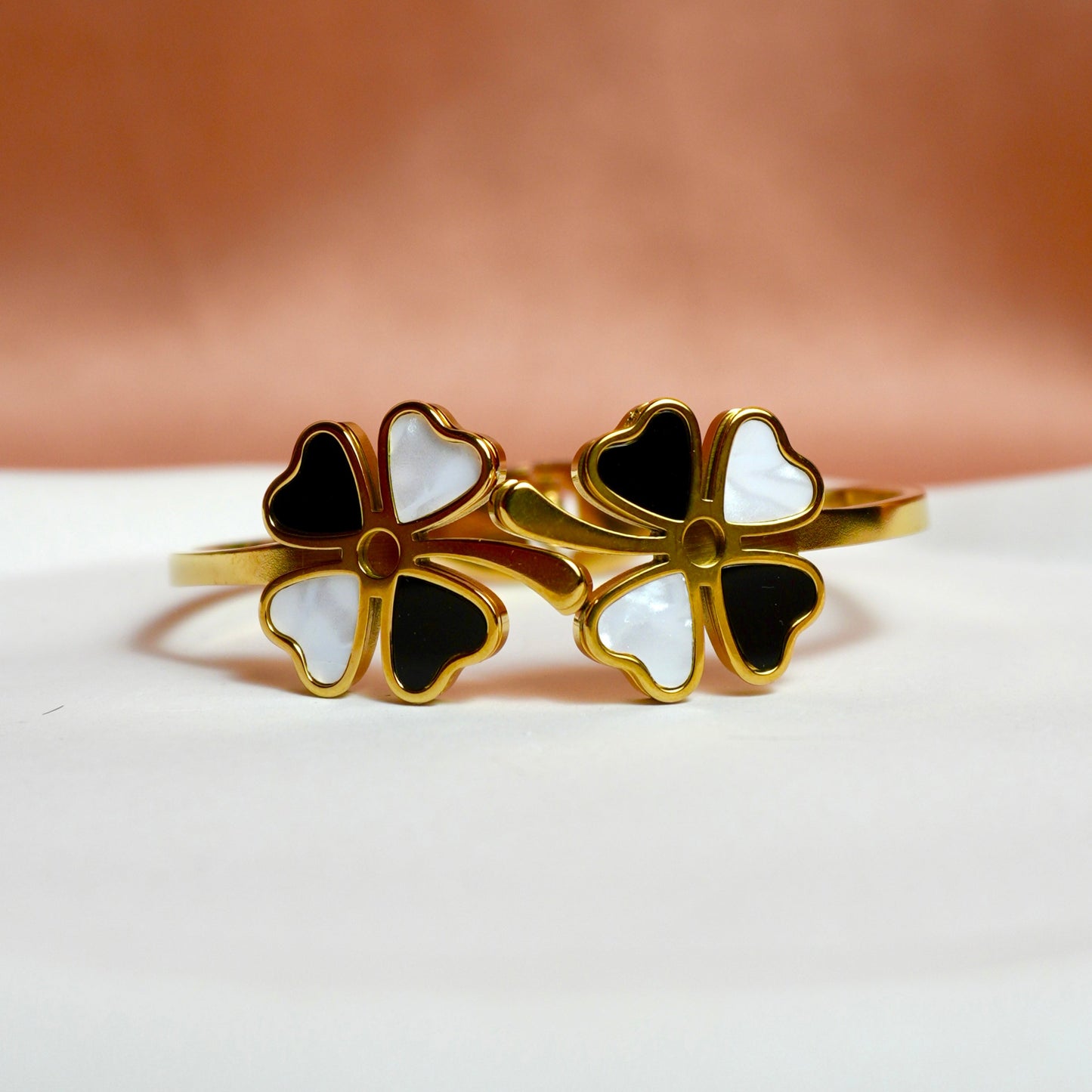 Dual Tone Clover Bracelet