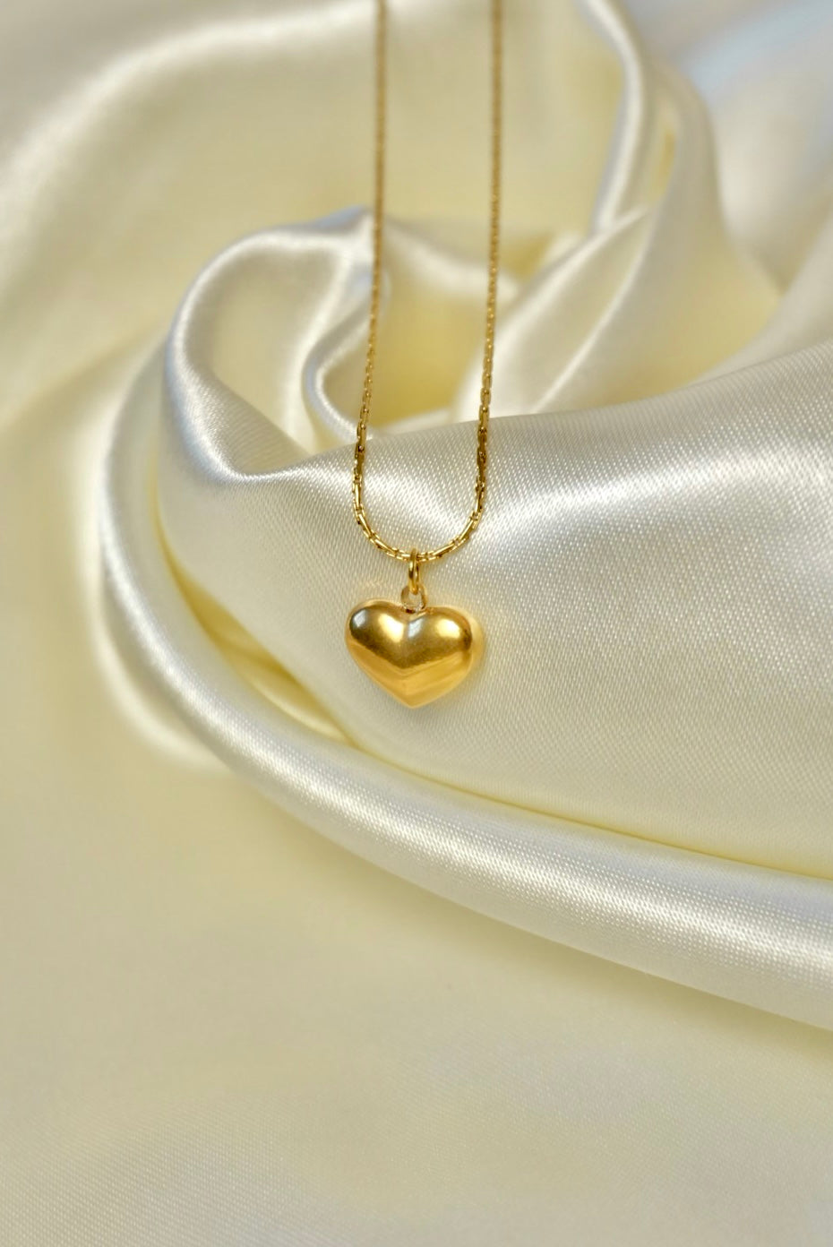 White Pearl Heart Necklace