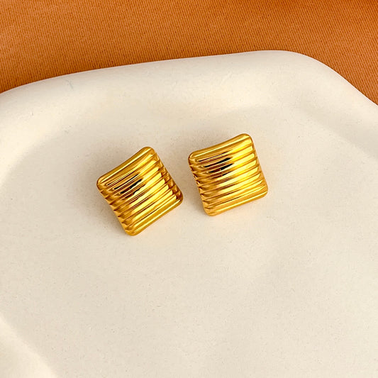 Retro Gold Diamond Stud Earrings